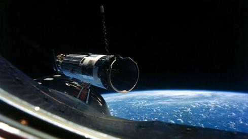 gemini-10-the-right-stuff40211442065213